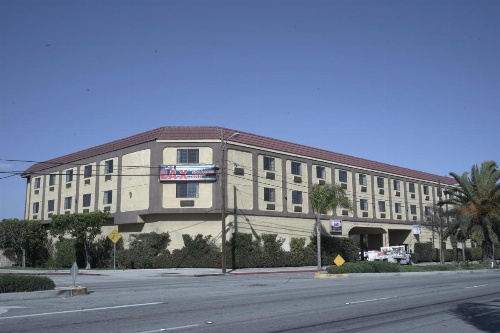 LAX Stadium Inn image 12